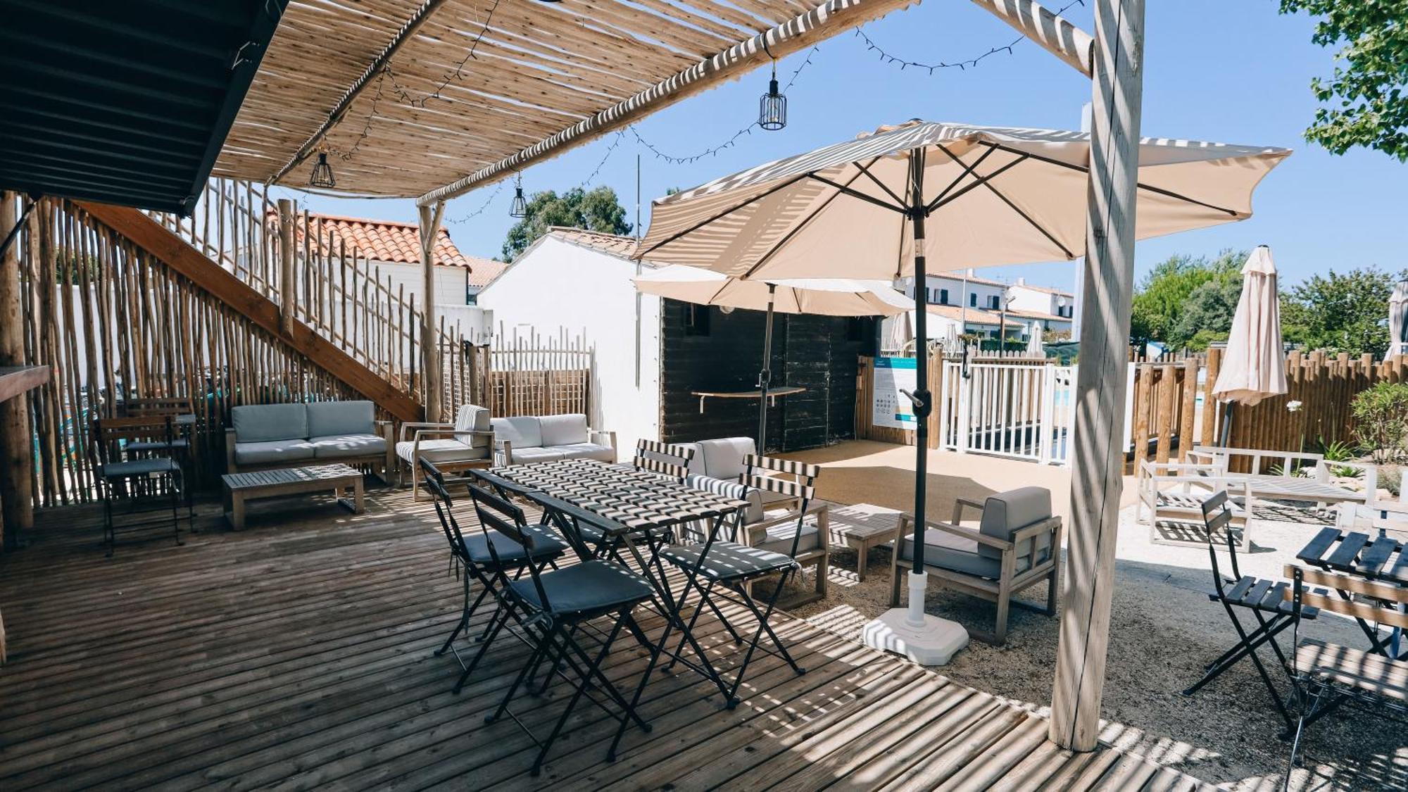 Camping La Pree Les Portes-en-Re Exterior photo